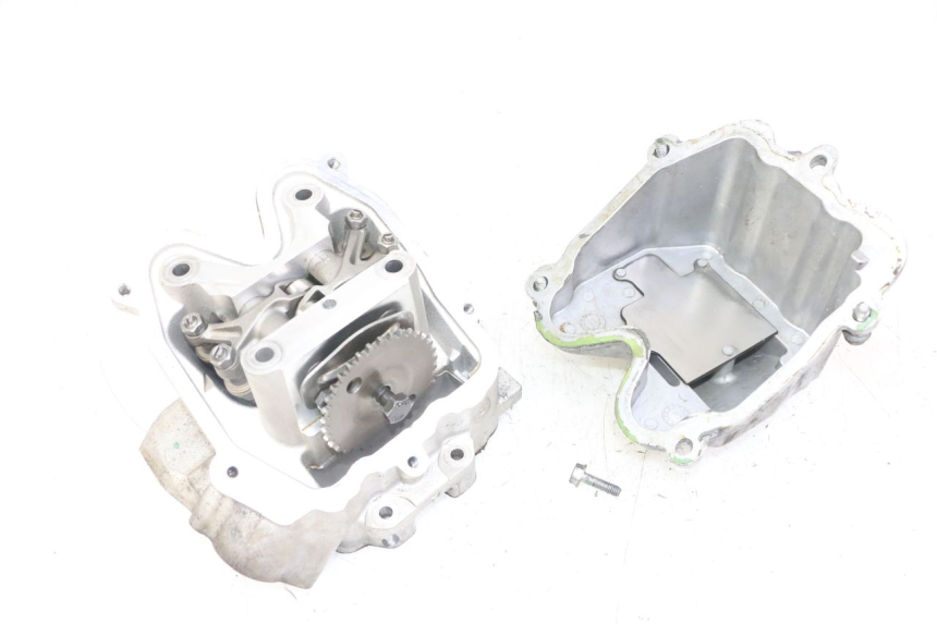 photo de CYLINDER HEAD PEUGEOT SATELIS 125 (2013 - 2018) - High-resolution close-up