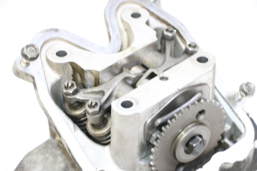 photo de CYLINDER HEAD PEUGEOT SATELIS 125 (2013 - 2018) - Markings and original references