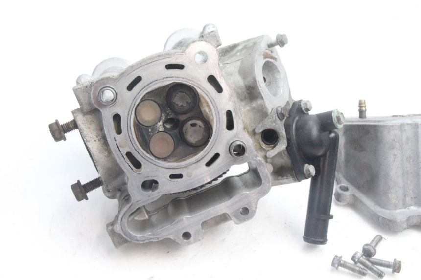 photo de CYLINDER HEAD PEUGEOT SATELIS 125 (2006 - 2009) - Product overview