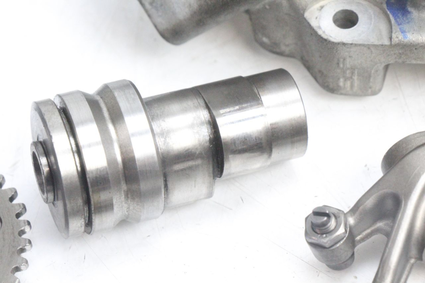 photo de CYLINDER HEAD PEUGEOT SATELIS 125 (2006 - 2009) - Markings and original references