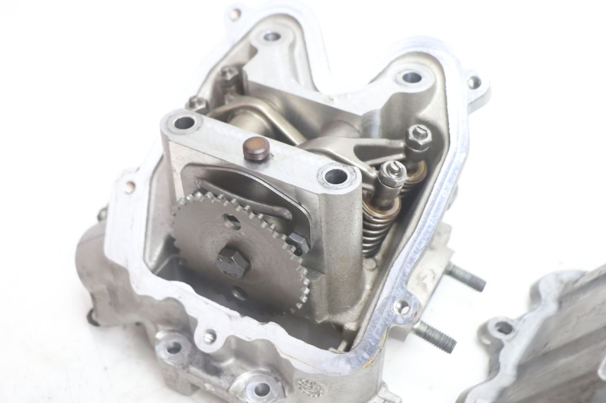 photo de CYLINDER HEAD PEUGEOT SATELIS 125 (2006 - 2009) - Component detail