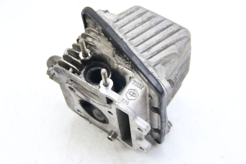 photo de CYLINDER HEAD APRILIA SCARABEO 4T 50 (2009 - 2017) - Component detail