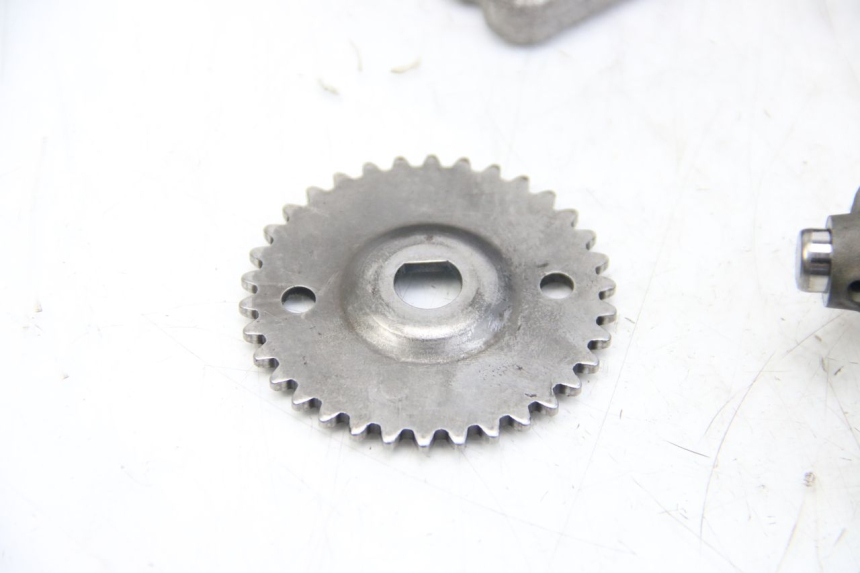 photo de CYLINDER HEAD APRILIA SCARABEO 4T 50 (2009 - 2017) - Additional view of the item