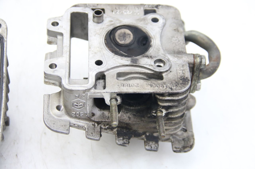 photo de CYLINDER HEAD APRILIA SCARABEO 4T 50 (2009 - 2017) - Focus on structure