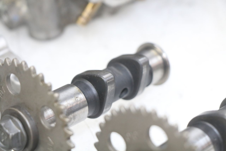 photo de CYLINDER HEAD APRILIA SCARABEO LIGHT 125 (2007 - 2011) - Component detail