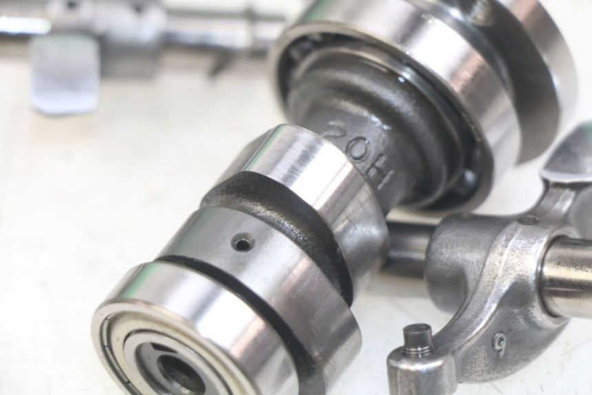 photo de CYLINDER HEAD SUZUKI SIXTEEN 125 (2008 - 2010) - Component detail