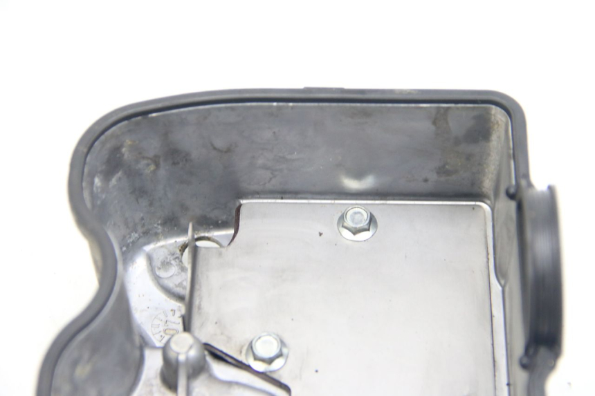 photo de CYLINDER HEAD SUZUKI SIXTEEN 125 (2008 - 2010) - Used quality zoom