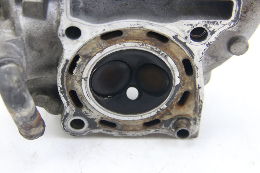 photo de CYLINDER HEAD SUZUKI SIXTEEN 125 (2008 - 2010) - Product overview