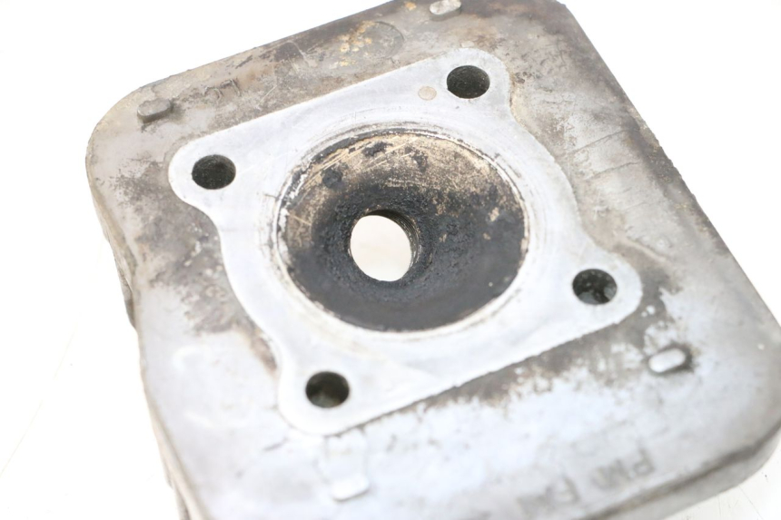 photo de CYLINDER HEAD PEUGEOT SPEEDFIGHT 2 AC 50 (2000 - 2009) - Alternative perspective