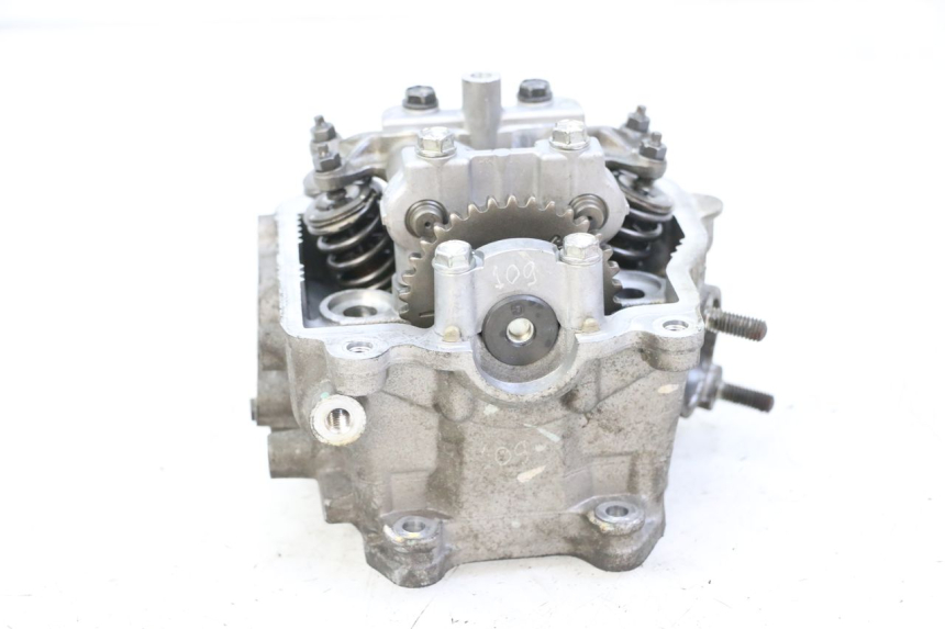 photo de CYLINDER HEAD SUZUKI BURGMAN 125 (2015 - 2017) - Fixing points details