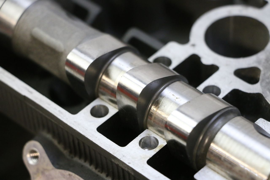 photo de CYLINDER HEAD YAMAHA TDM ABS 900 (2002 - 2014) - Fixing points details