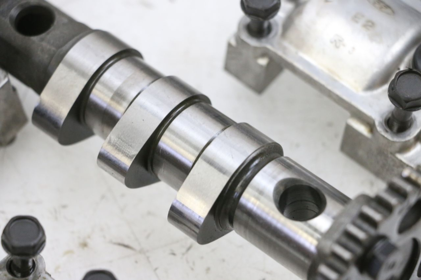 photo de CYLINDER HEAD YAMAHA TDM ABS 900 (2002 - 2014) - Used quality zoom