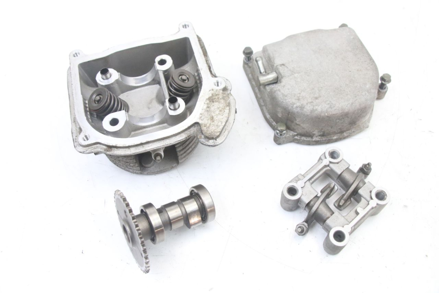 photo de CYLINDER HEAD TNT MOTOR ROMA 10' 4T 50 (2019 - 2022) - Technical close-up