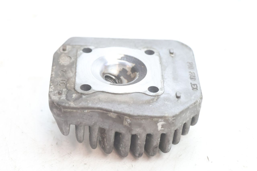 photo de CYLINDER HEAD PEUGEOT TREKKER 50 (1995 - 2004) - Alternative perspective