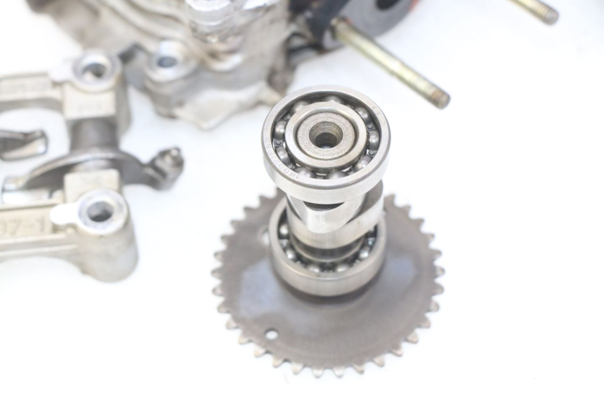 photo de CYLINDER HEAD PEUGEOT V-CLIC VCLIC 50 (2007 - 2013) - Markings and original references