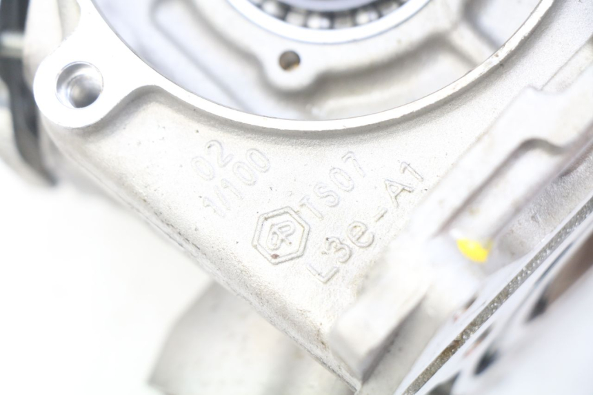 photo de CYLINDER HEAD PIAGGIO VESPA GTS IGET ABS 125 (2017 - 2023) - Zoom on usage condition