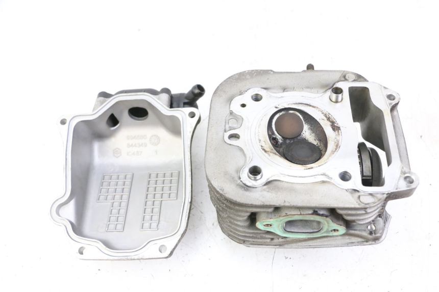 photo de CYLINDER HEAD PIAGGIO VESPA LX 150 (2005 - 2013) - Focus on structure