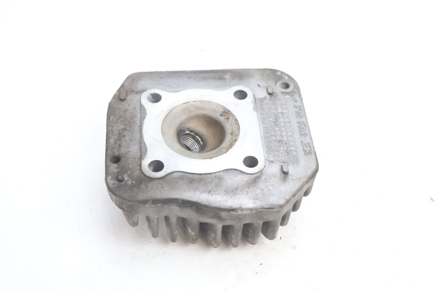 photo de CYLINDER HEAD PEUGEOT VIVACITY 50 (2004 - 2009) - Alternative perspective