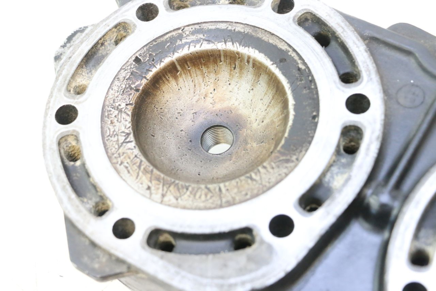 photo de CYLINDER HEAD YAMAHA WAVE RUNNER GP R 1200 (2000 - 2003) - Zoom on usage condition