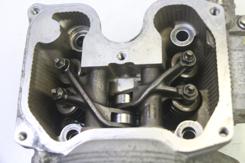 photo de CYLINDER HEAD YAMAHA X-MAX XMAX 125 (2010 - 2013) - High-resolution close-up