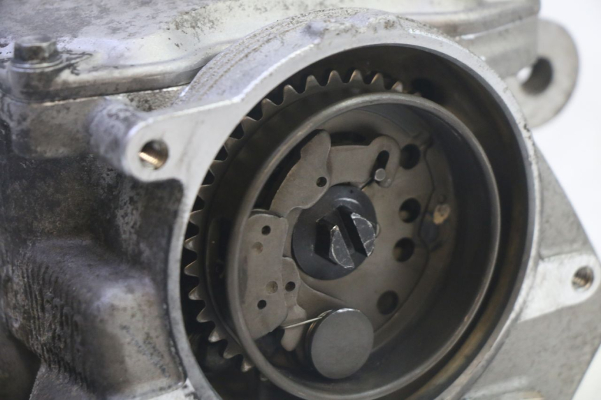 photo de CYLINDER HEAD YAMAHA X-MAX XMAX 125 (2010 - 2013) - Detailed visual inspection