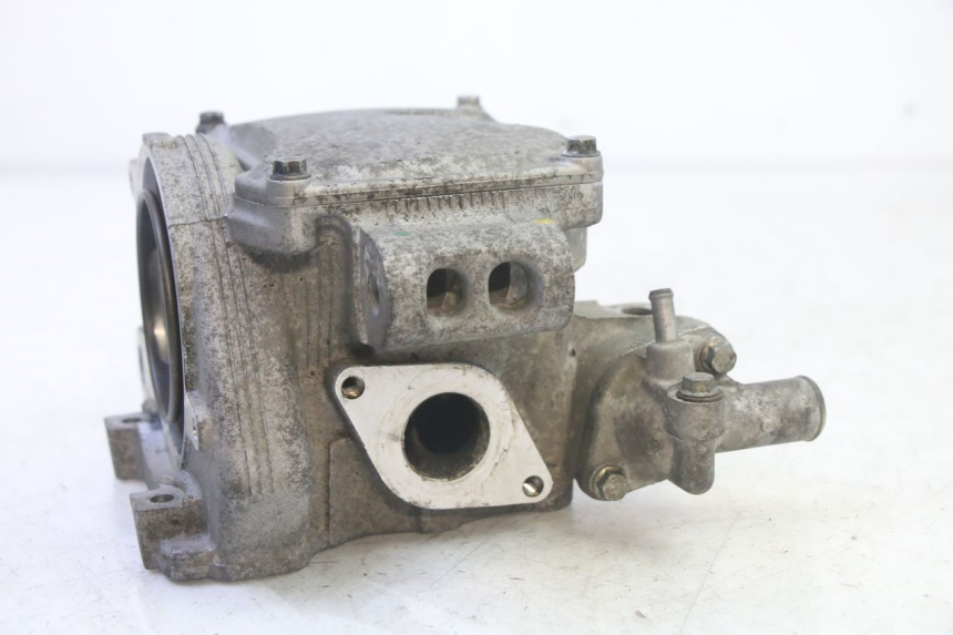 photo de CYLINDER HEAD YAMAHA X-MAX XMAX 125 (2010 - 2013) - Alternative angle