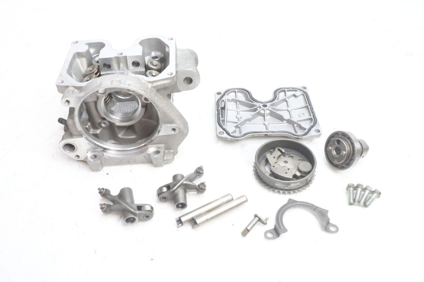 photo de CYLINDER HEAD YAMAHA X-MAX XMAX 125 (2010 - 2013) - Main view
