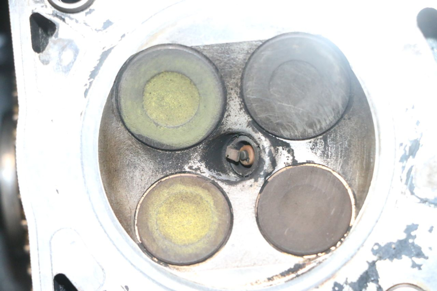 photo de CYLINDER HEAD PIAGGIO X9 EVOLUTION 125 (2003 - 2007) - Main view