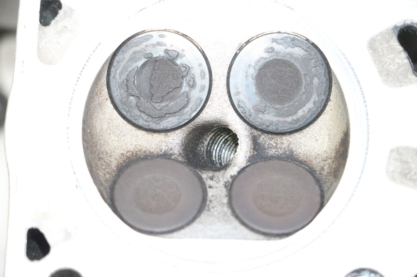 photo de CYLINDER HEAD PIAGGIO XEVO - X EVO 125 (2007 - 2017) - Additional view of the item