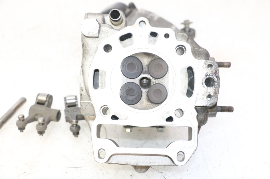 photo de CYLINDER HEAD PIAGGIO XEVO - X EVO 125 (2007 - 2017) - Component zoom