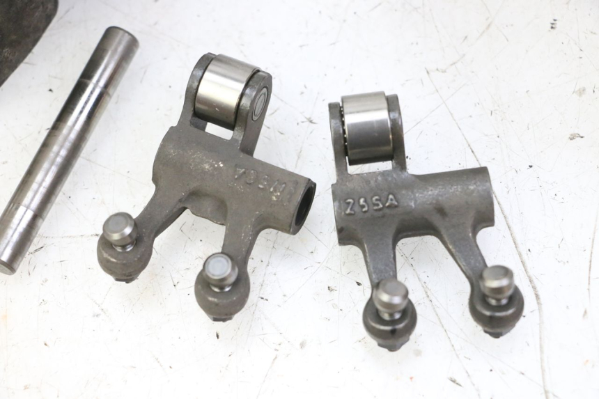 photo de CYLINDER HEAD PIAGGIO XEVO - X EVO 125 (2007 - 2017) - Detailed visual inspection