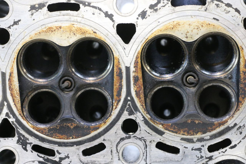 photo de CYLINDER HEAD YAMAHA XJ6 ABS 600 (2008 - 2016) - Checked used part