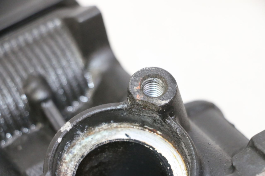 photo de CYLINDER HEAD YAMAHA XJ6 600 (2008 - 2016) - Distinctive features