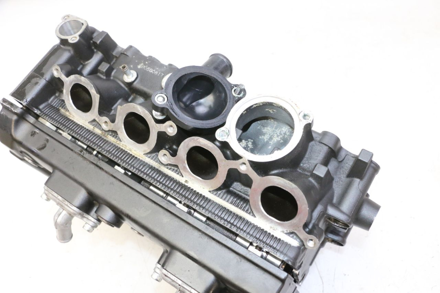 photo de CYLINDER HEAD YAMAHA XJ6 600 (2008 - 2016) - Zoom on usage condition