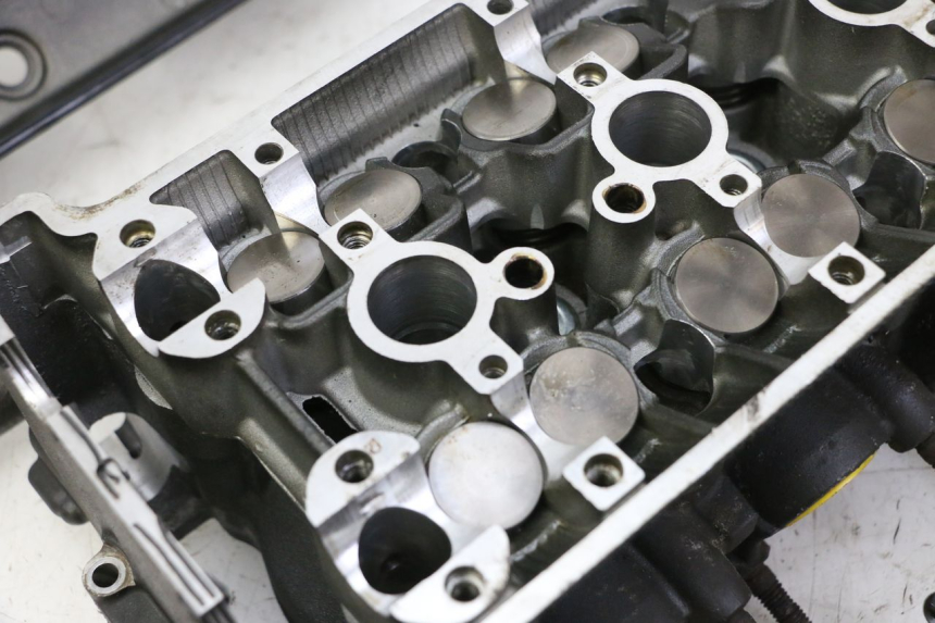 photo de CYLINDER HEAD YAMAHA XJ6 600 (2008 - 2016) - Product overview