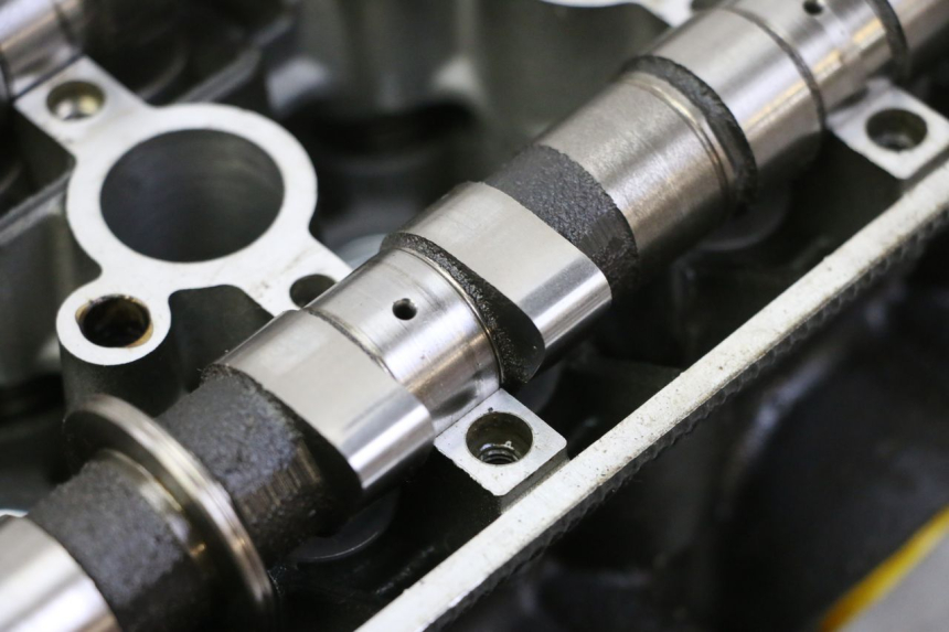 photo de CYLINDER HEAD YAMAHA XJ6 600 (2008 - 2016) - Component zoom