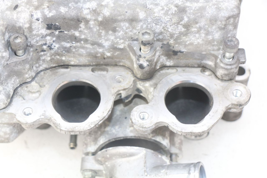 photo de CYLINDER HEAD YAMAHA XP T-MAX TMAX ABS 530 (2012 - 2015) - Technical close-up