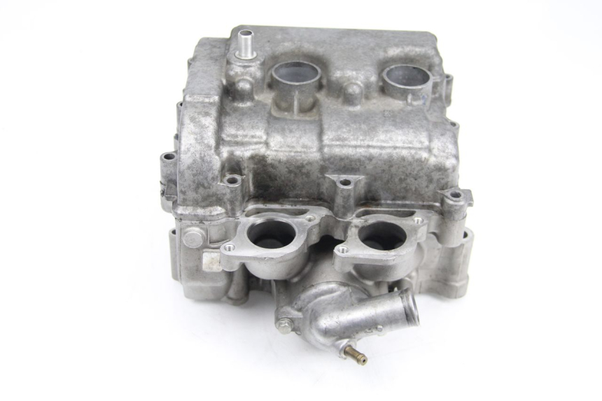 photo de CYLINDER HEAD YAMAHA XP T-MAX TMAX 500 (2008 - 2012) - Alternative perspective