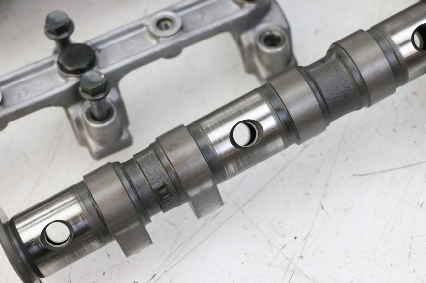 photo de CYLINDER HEAD YAMAHA FZS FAZER 600 (2001 - 2003) - Component detail