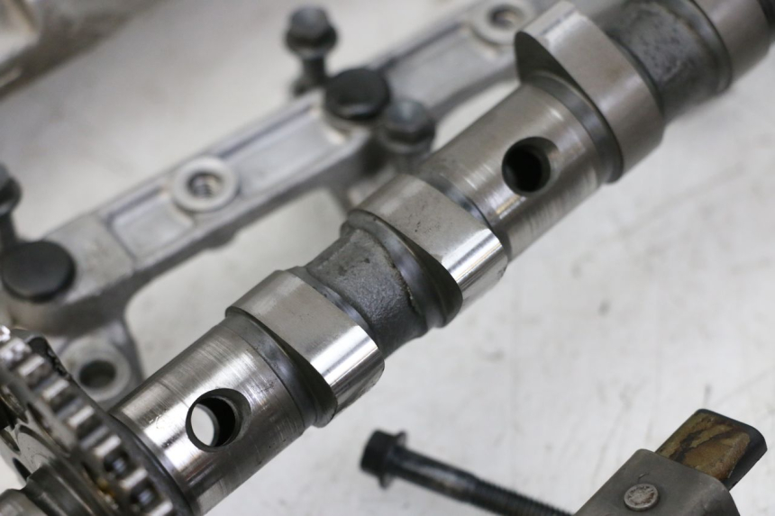 photo de CYLINDER HEAD YAMAHA FZS FAZER 600 (2001 - 2003) - Zoom on usage condition