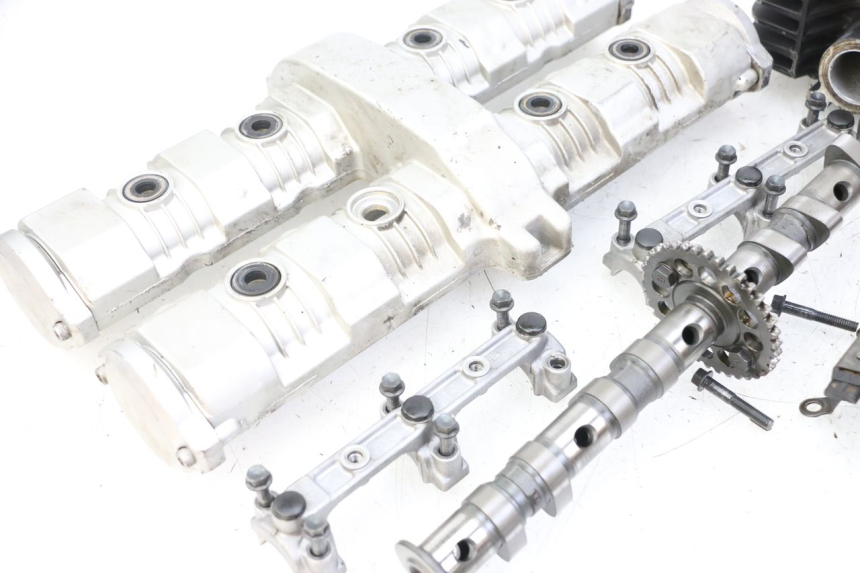 photo de CYLINDER HEAD YAMAHA FZS FAZER 600 (2001 - 2003) - Surface and material condition