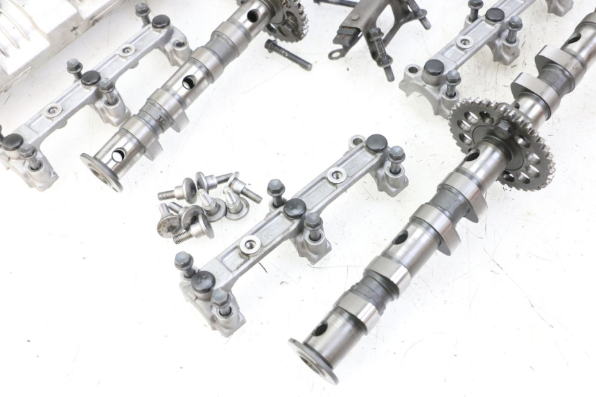 photo de CYLINDER HEAD YAMAHA FZS FAZER 600 (2001 - 2003) - Checked used part