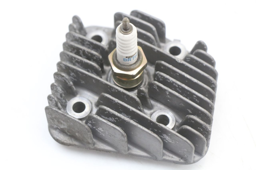 photo de CYLINDER HEAD YAMAHA YE ZEST 50 (1992 - 1998) - Component detail