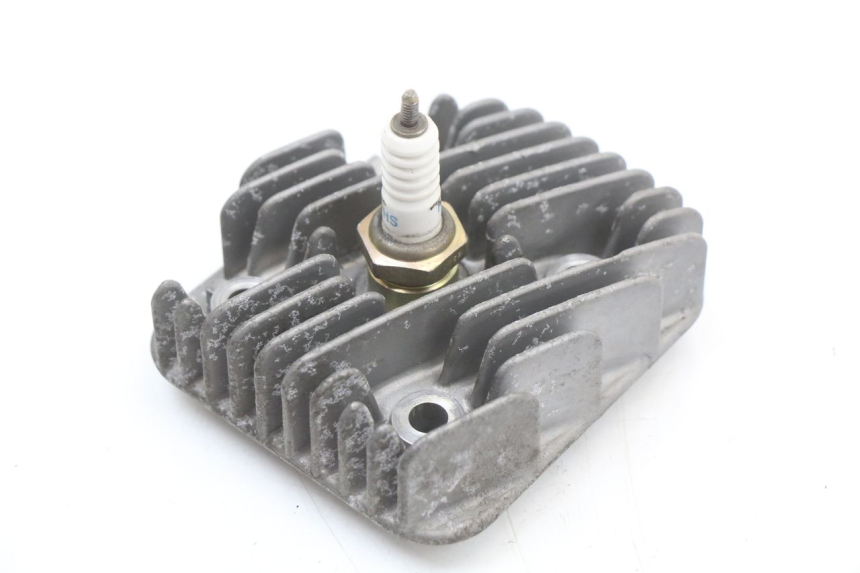 photo de CYLINDER HEAD YAMAHA YE ZEST 50 (1992 - 1998) - Technical close-up