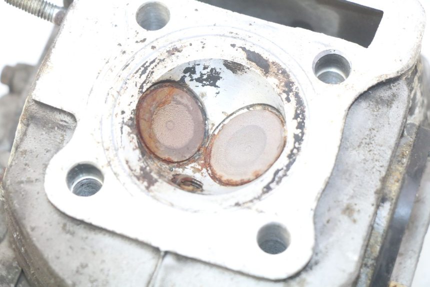 photo de CYLINDER HEAD YAMASAKI YM T 125 (2015 - 2020) - Zoom on usage condition