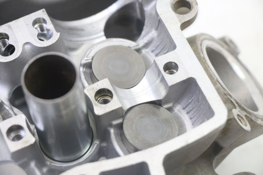 photo de CYLINDER HEAD YAMAHA YZ-F YZF 250 (2014 - 2018) - Main view