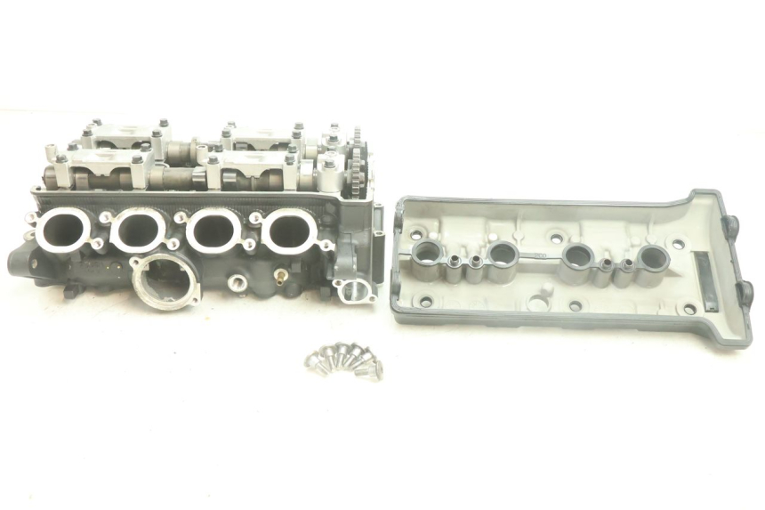 photo de CYLINDER HEAD YAMAHA YZF R6 600 (2008 - 2009) - Focus on structure