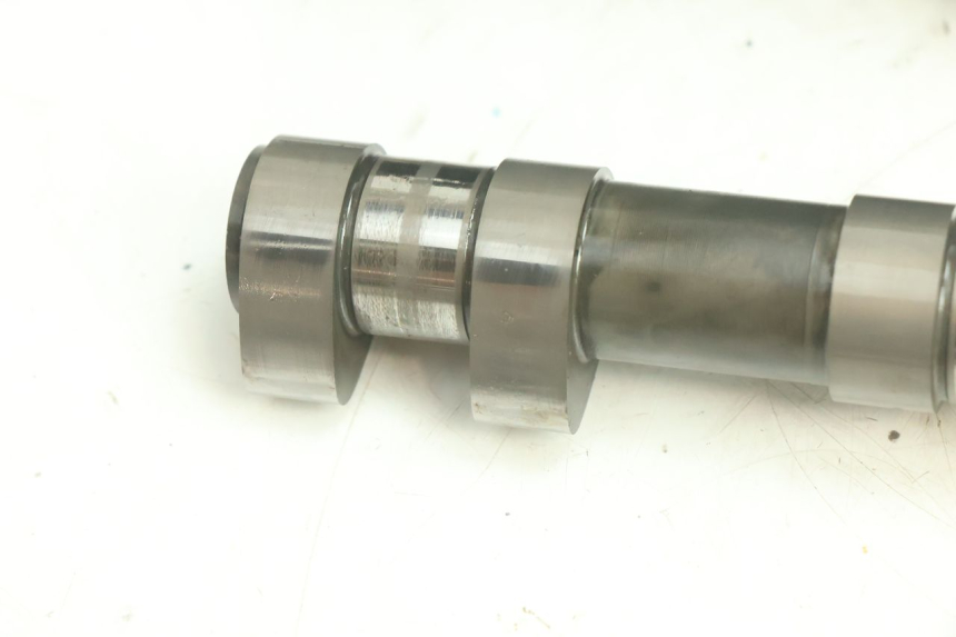 photo de CYLINDER HEAD YAMAHA YZF R6 600 (2008 - 2009) - Alternative perspective