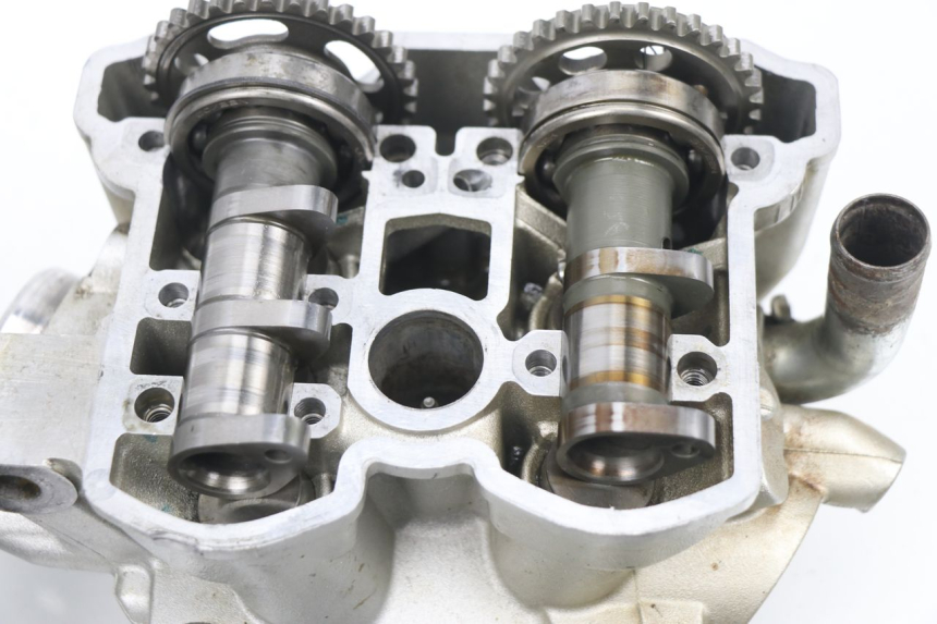 photo de CYLINDER HEAD YAMAHA YZF YZ-F 450 (2006 - 2009) - Additional view of the item