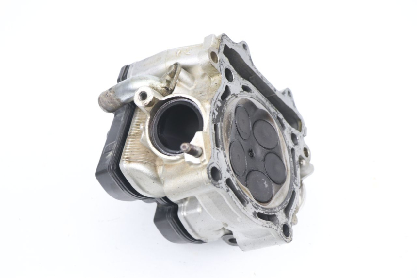 photo de CYLINDER HEAD YAMAHA YZF YZ-F 450 (2006 - 2009) - Zoom on usage condition